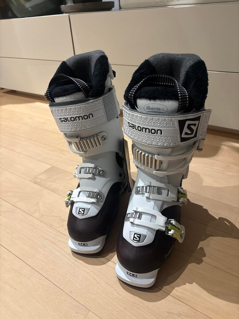 Salomon Dames Skischoenen custom heat - Topconditie!, Sport en Fitness, Skiën en Langlaufen, Ophalen, 160 tot 180 cm, Schoenen
