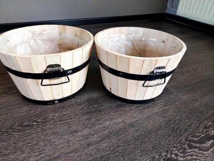 2 Leuke Houten Bloembakken, Tuin en Terras, Bloembakken en Plantenbakken, Gebruikt, Hout, Binnen, Balkon, Tuin, Minder dan 30 cm