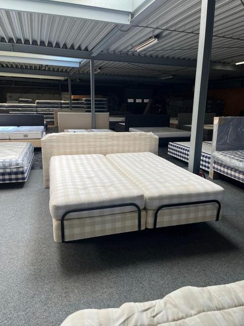 Hästens adjustable 180x210 elektrische boxspring, Huis en Inrichting, Slaapkamer | Bedden, Zo goed als nieuw, Tweepersoons, 180 cm