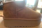 UGG classic ultra mini platform maat 38 nieuw, Nieuw, Ophalen of Verzenden, Bruin