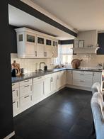Keuken landelijk incl inbouw apparatuur, Ophalen, Gebruikt, Wit, Hoekkeuken