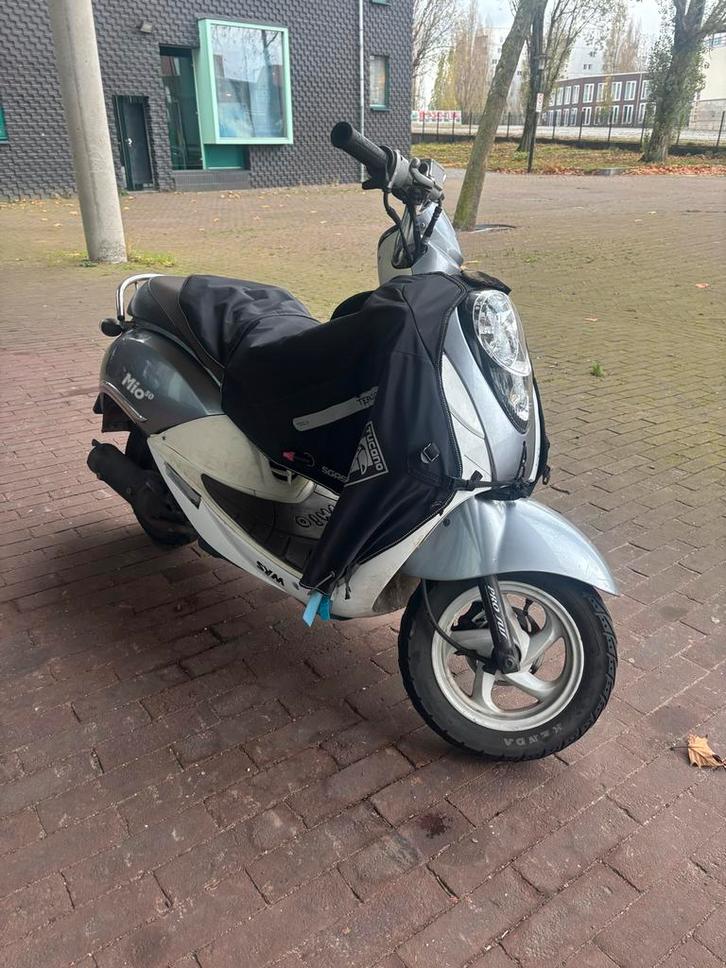 Sym Mio 50 - Perfect voor woon-werkverkeer, Fietsen en Brommers, Scooters | SYM, Gebruikt, Maximaal 45 km/u, Benzine, Ophalen
