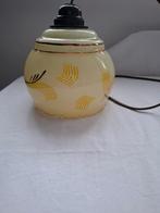 2 jaren 40/50 glazen hanglampen, Ophalen of Verzenden, Gebruikt, Glas, Minder dan 50 cm