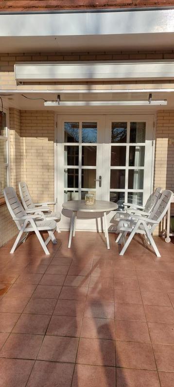 4 x tuinstoelen ALLEEN DIT WEEKEND T/M MAANDAG beschikbaar voor biedingen