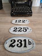 antieke huisnummerbordjes, nrs 122A, 225A of 231B €29, Ophalen of Verzenden