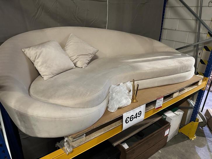 Bankstellen - 3-Zitsbank in Beige, Huis en Inrichting, Banken | Bankstellen, Nieuw, Rechte bank, Vierpersoons of meer, 150 tot 200 cm