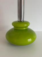 Erg leuke Vintage, retro groene opaalglazen hanglamp ‘70, Gebruikt, Vintage retro midcentury design space age Dutch design antiek