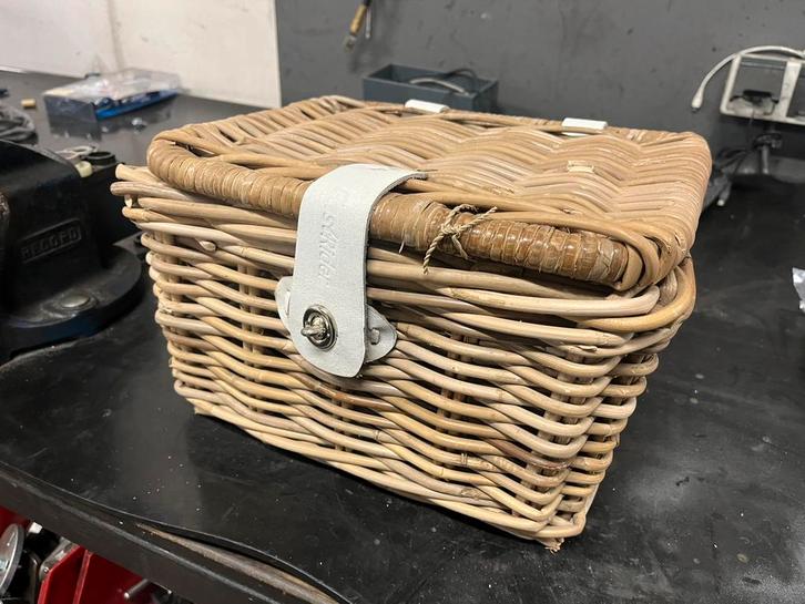 Fietsmand Fastrider Junior Rotan  33x25x22 Nieuw, Fietsen en Brommers, Fietsaccessoires | Fietsmanden, Nieuw, Fietsmand, Ophalen of Verzenden