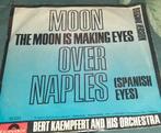 Bert Kaempfert - Moon Over Naples Vinyl Single, Gebruikt, 7 inch, Single, Ophalen of Verzenden