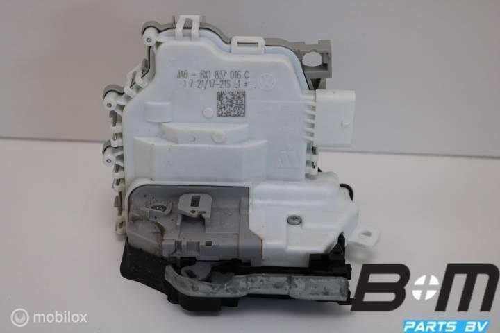 Portierslot RV (bijrijderskant) Audi A1 Sportback FL, Auto-onderdelen, Interieur en Bekleding, Gebruikt