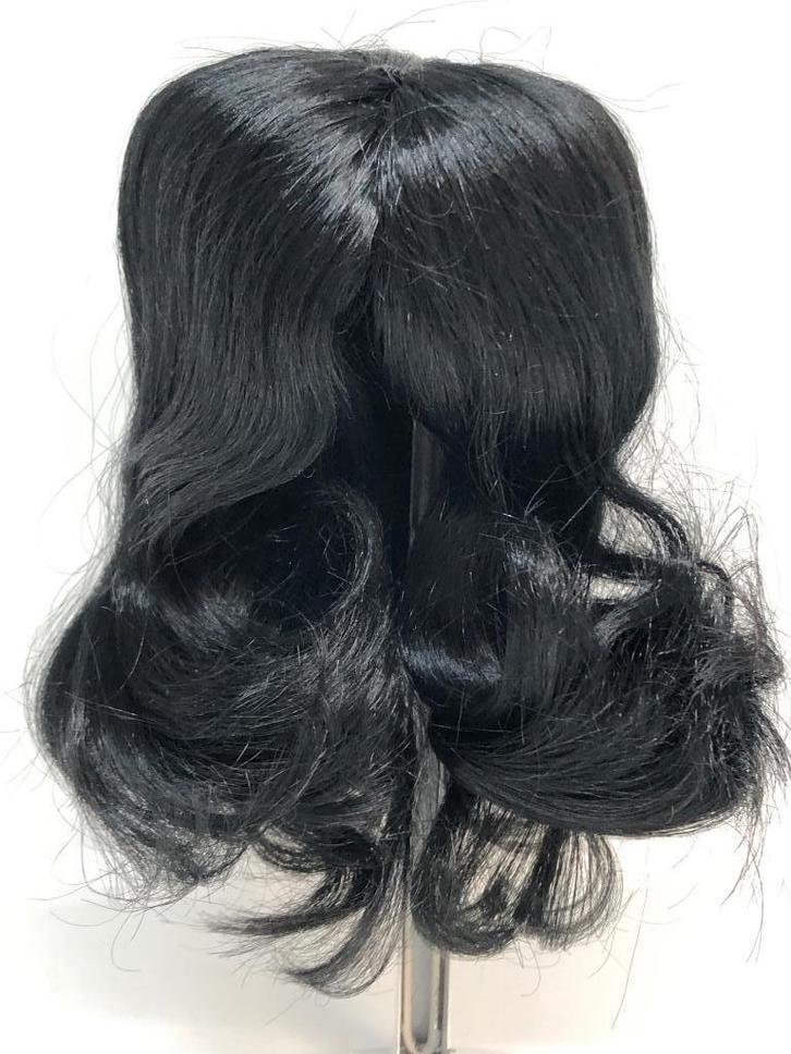 Meinesz pruik voor een pop, poppenpruik omtrek 25 tot 27 cm, Verzamelen, Poppen, Zo goed als nieuw, Accessoires, Verzenden