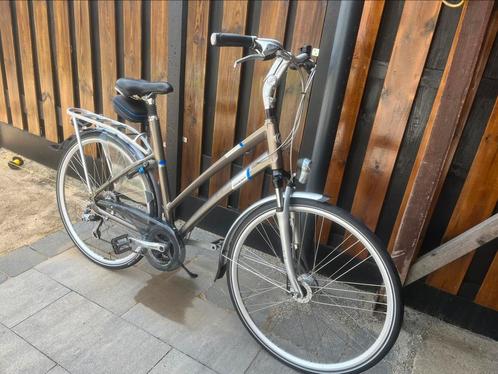 Giant cosmo rs 3, Fietsen en Brommers, Fietsen | Dames | Sportfietsen en Toerfietsen, Zo goed als nieuw, Giant, Meer dan 20 versnellingen