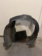PEUGEOT 107 Links voor modderkuip binnenscherm 2005-2014, Gebruikt, Voor, Ophalen of Verzenden, Bumper