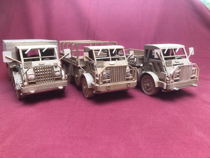 Legervoertuig DAF YA 328. " De Dikke DAF ", Verzamelen, Militaria | Algemeen, Landmacht, Miniatuur of Beeldje, Nederland, Ophalen of Verzenden