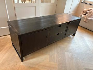 Zwart houten tv-meubel - De Jong Interieur