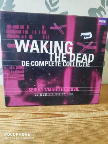 WAKING THE DEAD - DE COMPLETE SERIE IN NIEUWSTAAT. beschikbaar voor biedingen