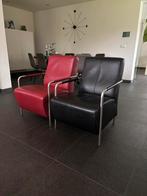 2 fauteuils torso, 1 rode en 1 zwarte, Ophalen, Zo goed als nieuw, 75 tot 100 cm, 50 tot 75 cm