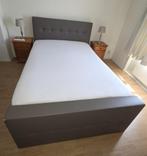 Boxspring 1,40 x 2 meter plus nachtkastjes, Ophalen, Tweepersoons, 140 cm, Zo goed als nieuw
