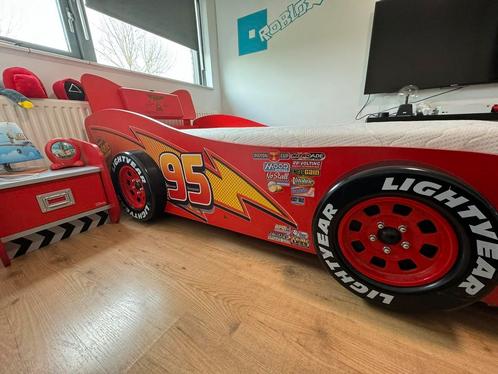 Lightning Mc Queen - Cars orginele auto bed MORGEN OPHALEN, Kinderen en Baby's, Kinderkamer | Bedden, Zo goed als nieuw, 180 cm of meer