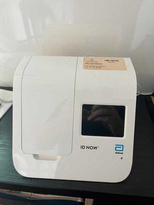 ID Now abbott pcr instrument 4 stuks, Diversen, Verpleegmiddelen, Gebruikt, Ophalen of Verzenden