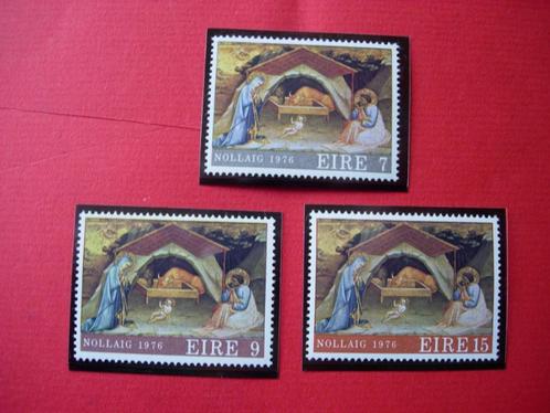 Ierland 3 Kerstzegels 1976 Schilderijen, Postzegels en Munten, Postzegels | Europa | Overig, Postfris, Ierland, Verzenden