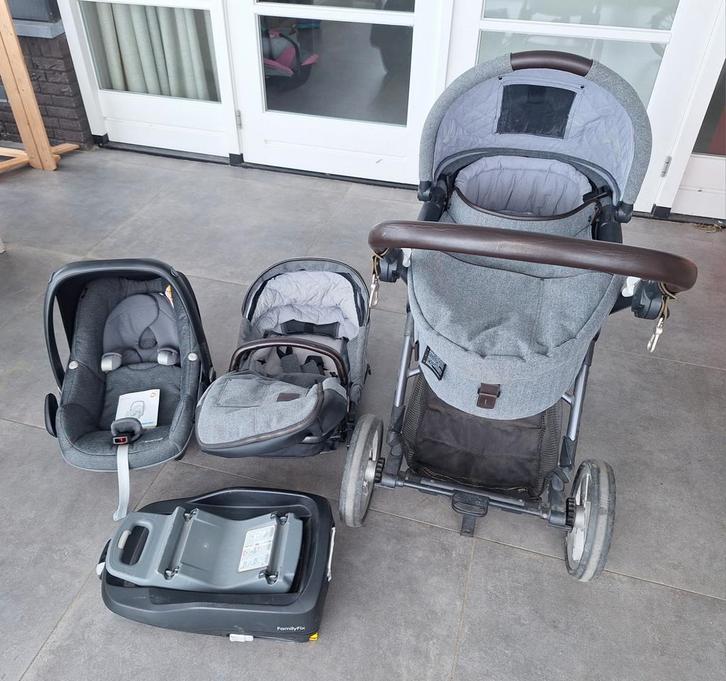 Maxi Cosi Farmer Combiwagen met Pebble en Familyfix, Kinderen en Baby's, Kinderwagens en Combinaties, Gebruikt, Combiwagen, Maxi-Cosi