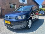 Volkswagen Touran 1.2 TSI Trendline BlueMotion ( Navigatie +, Auto's, Volkswagen, Voorwielaandrijving, Euro 5, Zwart, 4 cilinders