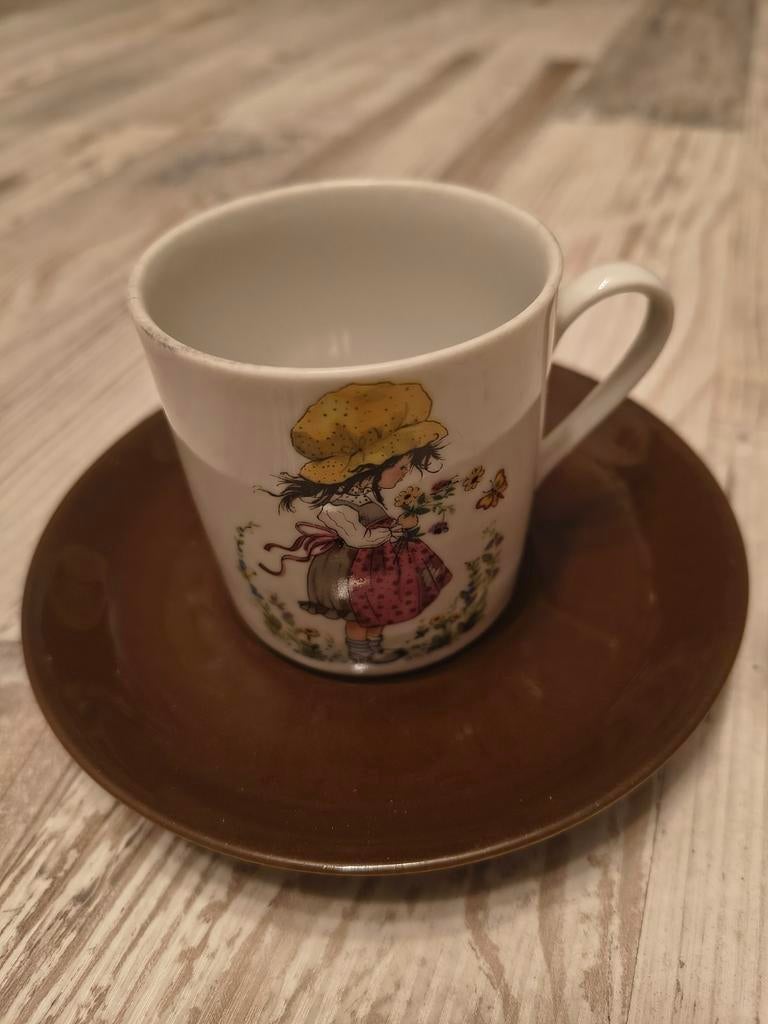 Kop en schotel, Ophalen, Aardewerk, Overige stijlen, Kop(pen) en/of Schotel(s)