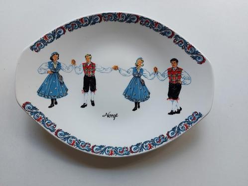 Schaal Hardanger Dansers Figgjo Flint Noorwegen, Antiek en Kunst, Antiek | Servies los, Ophalen of Verzenden