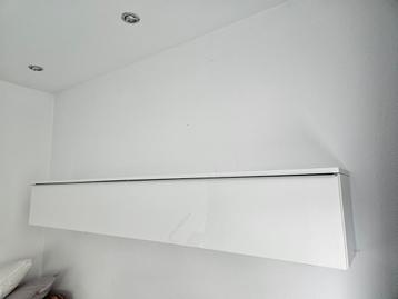 Ikea (tv) kastje - spotgoedkoop! beschikbaar voor biedingen