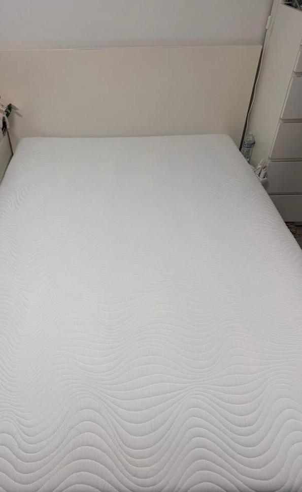 Matras 140x200 - Comfortabel slapen! Emma, Huis en Inrichting, Slaapkamer | Matrassen en Bedbodems, Zo goed als nieuw, Matras