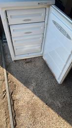 Mooie vriezer te koop, Ophalen, Zo goed als nieuw, Minder dan 60 cm