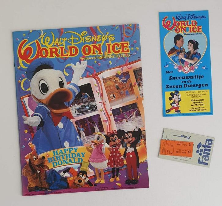 Walt Disney's World on Ice programmaboeken, Verzamelen, Disney, Zo goed als nieuw, Overige typen, Overige figuren, Ophalen of Verzenden