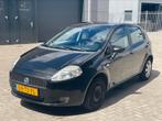 Fiat Punto NIEUWE APK!, Voorwielaandrijving, 4 cilinders, 400 kg, Zwart