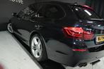 BMW 5-serie Touring 528xi xDrive M Sport / HUD / 2x MEMORY /, Automaat, Gebruikt, Euro 6, 4 cilinders