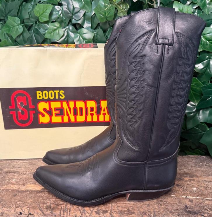 Nieuwe prachtige laarzen van Sendra maat 45 (uk 10,5), Kleding | Heren, Schoenen, Nieuw, Boots, Zwart, Ophalen of Verzenden