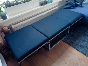 Opklapbaar bed, poef, zwart beschikbaar voor biedingen