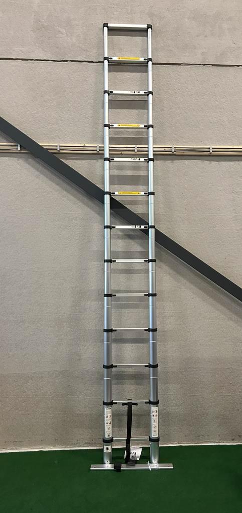 Nieuwe 3.8 of 4.4M telescoop ladder, Doe-het-zelf en Verbouw, Ladders en Trappen, Nieuw, 2 tot 4 meter, Ophalen