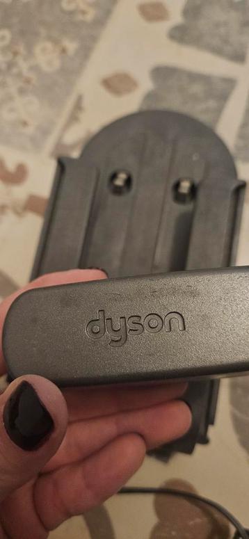 Dyson Oplader Wandhouder beschikbaar voor biedingen