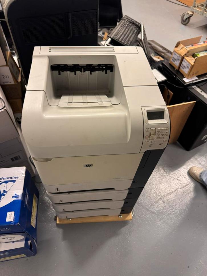 HP Laserjet P4015n Printer met 3 lades, Computers en Software, Printers, Gebruikt, Printer, Laserprinter, Zwart-en-wit printen