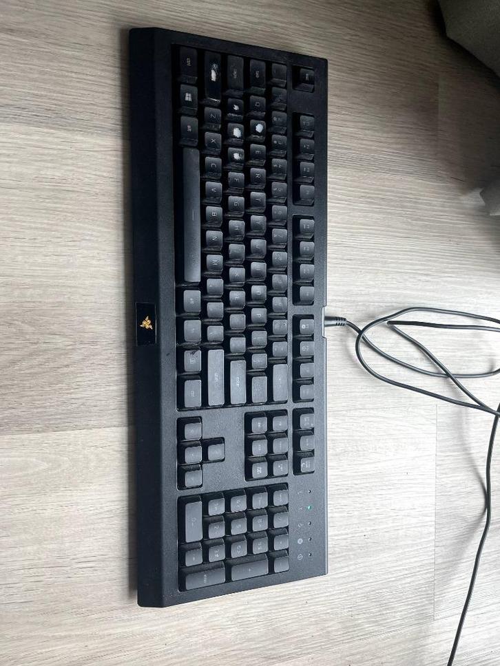 Razer Cynosa Lite Gaming Toetsenbord - RGB, Stil, Comfort, Computers en Software, Toetsenborden, Gebruikt, Qwerty, Bedraad, Gaming toetsenbord