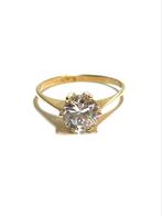 14k gouden ring met een zirkonia, 18 tot 19, ., Ophalen of Verzenden, Zo goed als nieuw
