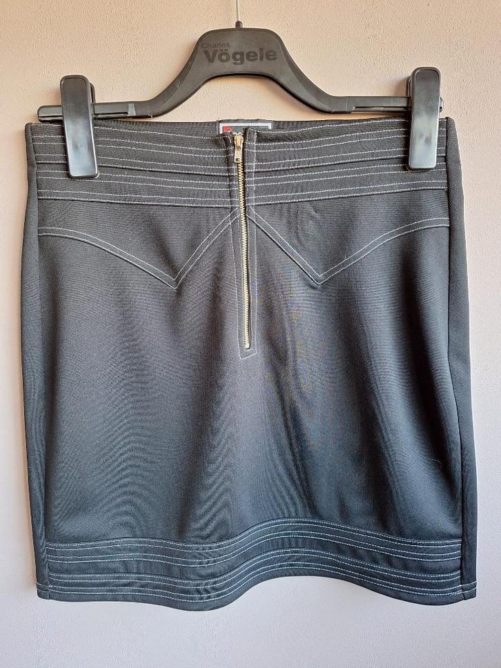 Nieuwe zwarte stretch rok van Prestige, maat M, Kleding | Dames, Rokken, Nieuw, Maat 38/40 (M), Zwart, Boven de knie, Ophalen of Verzenden