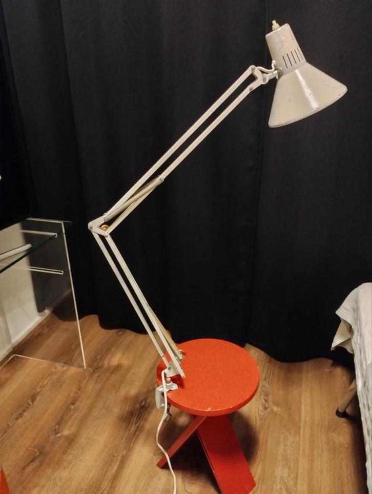Vintage Ledu W1 anglepoise lamp kleur licht grijs, Antiek en Kunst, Antiek | Lampen, Ophalen of Verzenden