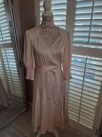 Zand beige jurk, merk: BA&SH, maat S, in nieuwstaat!, Kleding | Dames, Beige, Ophalen of Verzenden, Zo goed als nieuw, Ba&sh