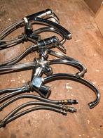 5 Wastafel kranen gebruikt. waarvan 2x mengkraan, Doe-het-zelf en Verbouw, Sanitair, Ophalen, Gebruikt, Chroom, Kraan