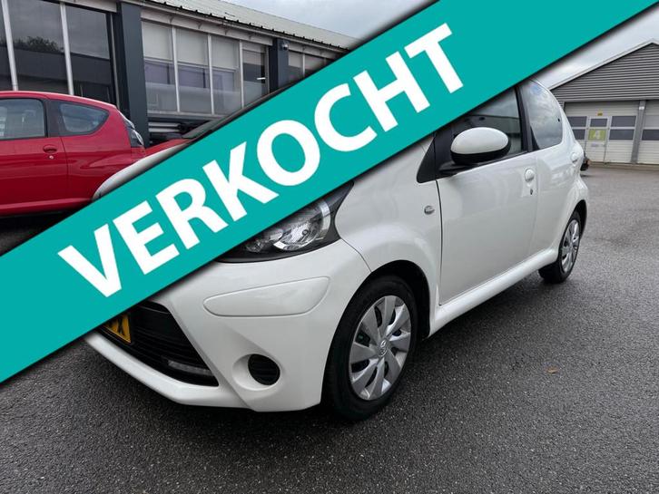 Toyota Aygo 1.0-12V Now verkocht, Auto's, Toyota, Bedrijf, Te koop, Aygo, 360° camera, ABS, Airbags, Airconditioning, Bluetooth