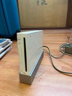 Nintendo Wii + Games + Controllers, Spelcomputers en Games, Ophalen of Verzenden, Gebruikt, Met 2 controllers, Met games