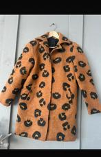 Warme jas lange panter print 146 152 HEMA, Ophalen of Verzenden, Zo goed als nieuw, Bruin