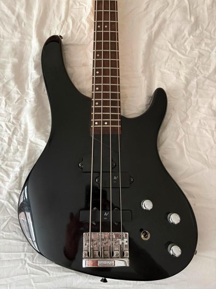 Basgitaar Washburn XB-200, Muziek en Instrumenten, Snaarinstrumenten | Gitaren | Bas, Gebruikt, Elektrisch, Ophalen